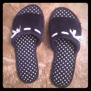 Slippers - padded soles, thin rubber bottoms